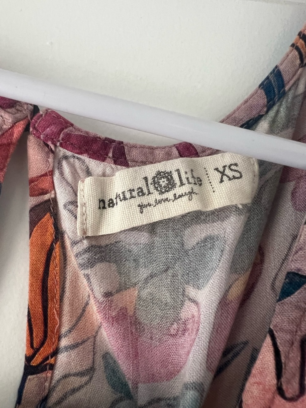 Natural Life floral v neck flowy pants romper, XS - Picture 5 of 8